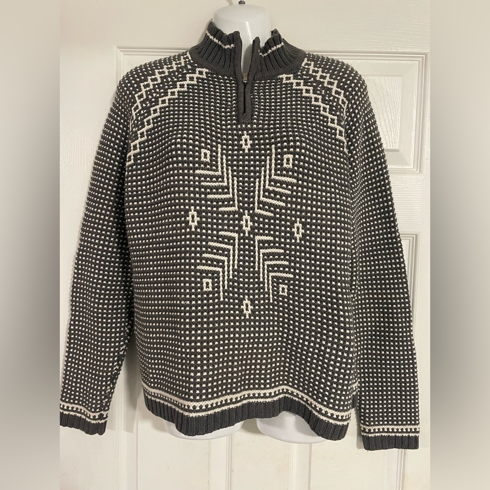 Liz Claiborne Half Zip Gray Patterned Sweater Size S